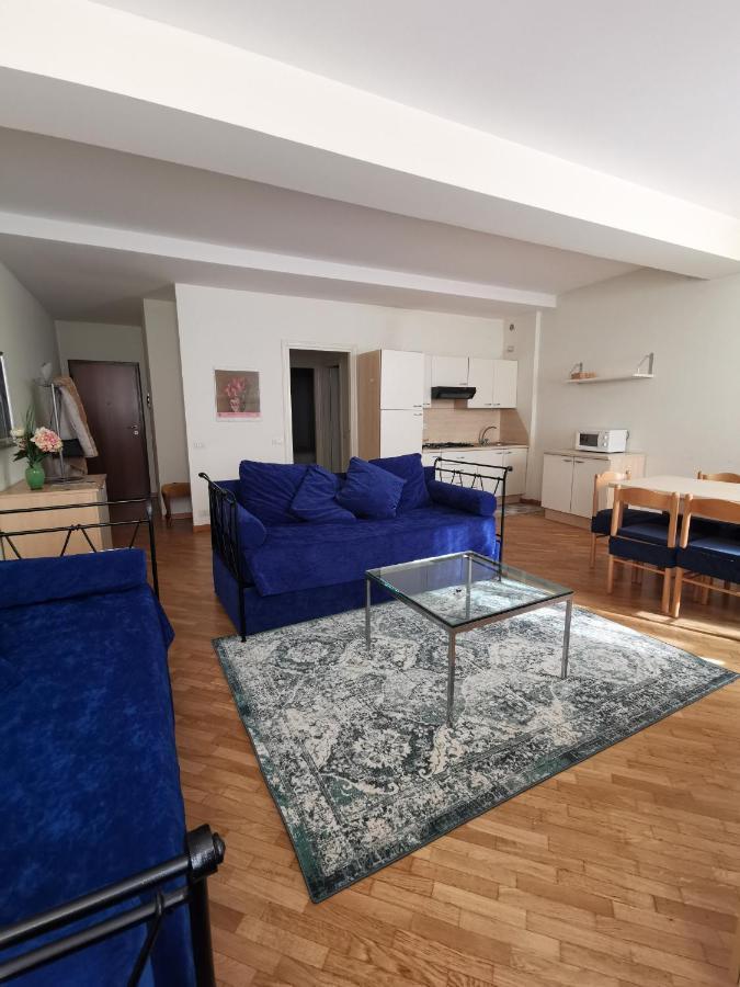 Parma Central Apartments ภายนอก รูปภาพ