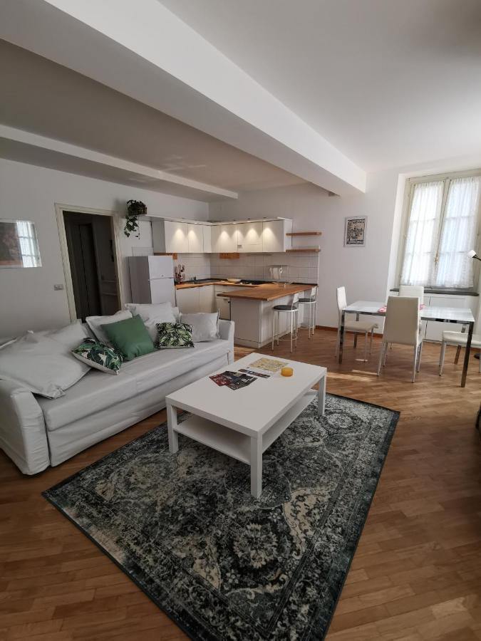 Parma Central Apartments ภายนอก รูปภาพ