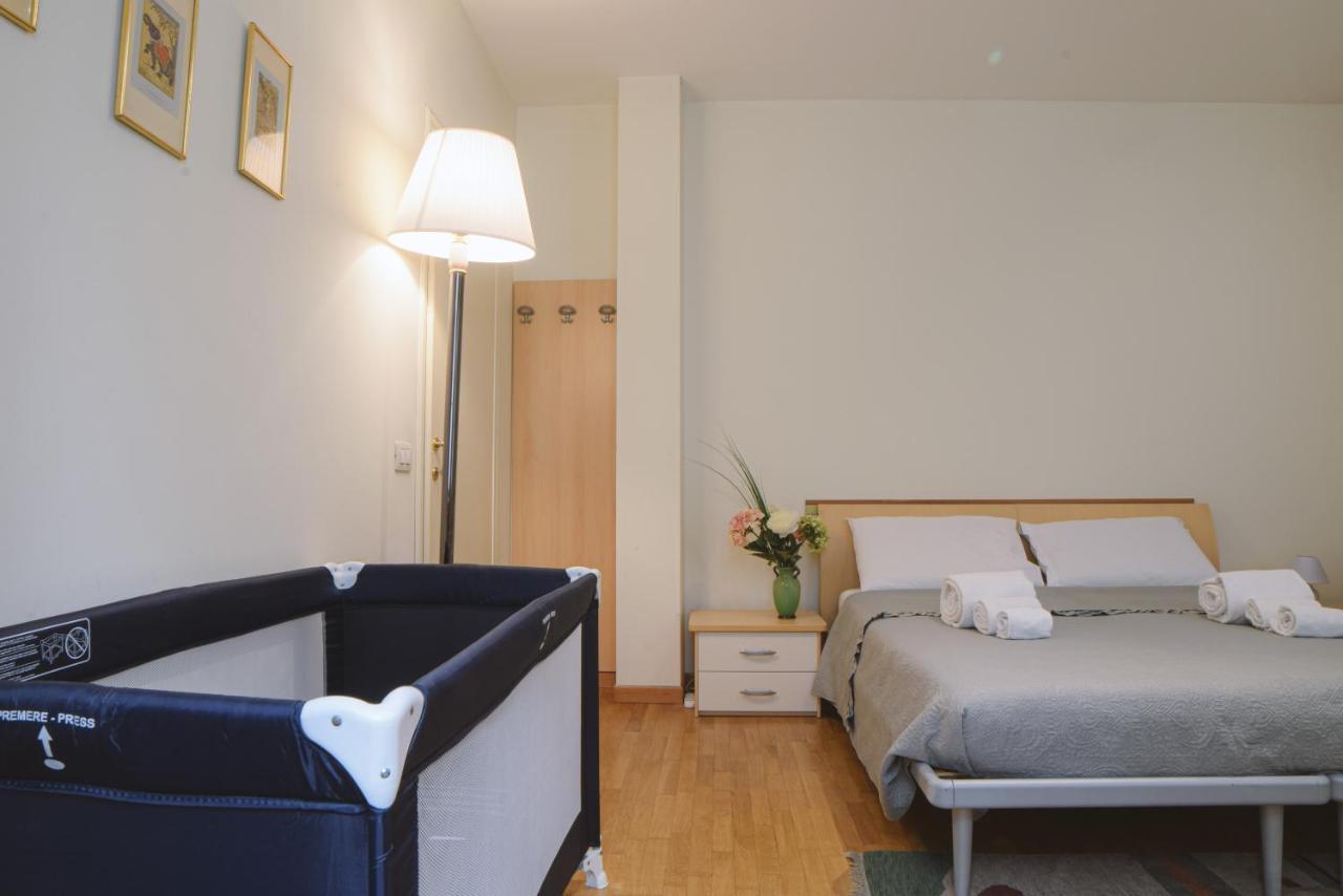 Parma Central Apartments ภายนอก รูปภาพ